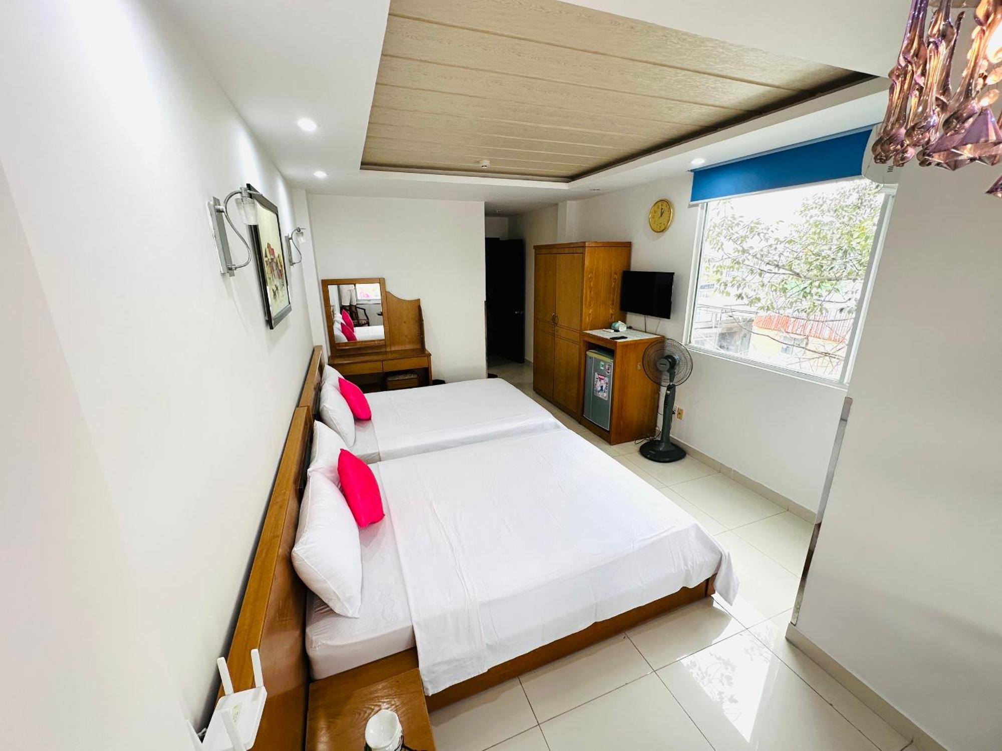 Redflower Hotel Ho-Chi-Minh-Stadt Exterior foto
